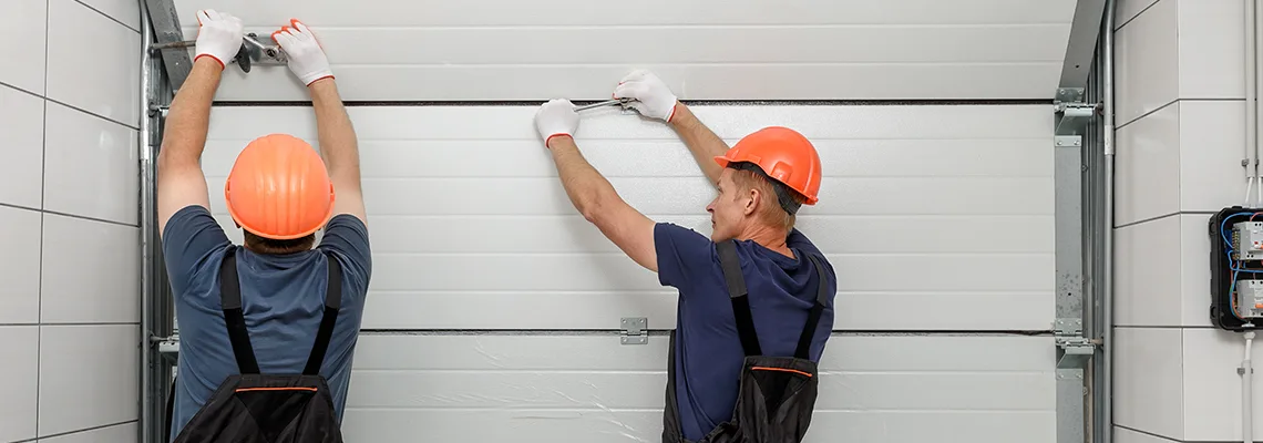 Driveway Garage Door Local Technicians in Carpentersville, Illinois